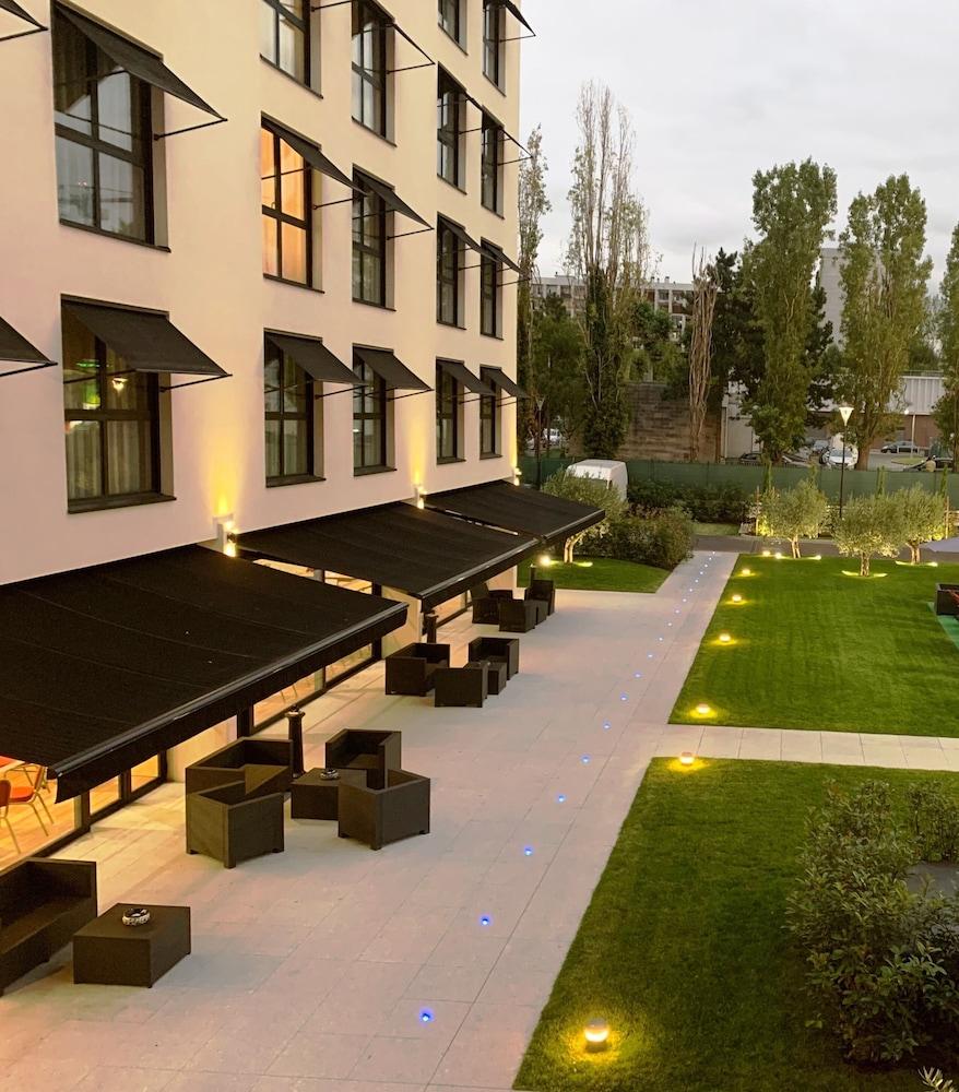 Hotel Forest Hill Meudon Velizy Exterior foto